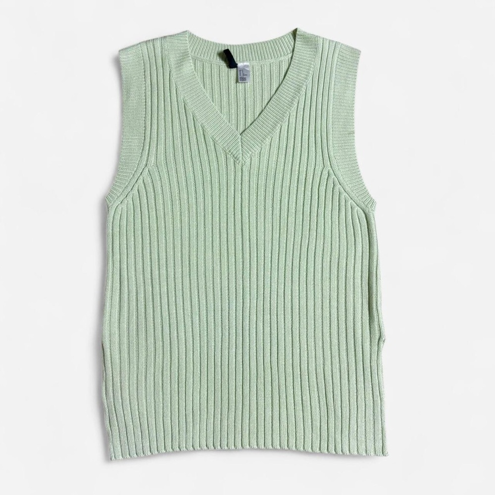 Mint/light green knit sweater vest - H&M (Size S)